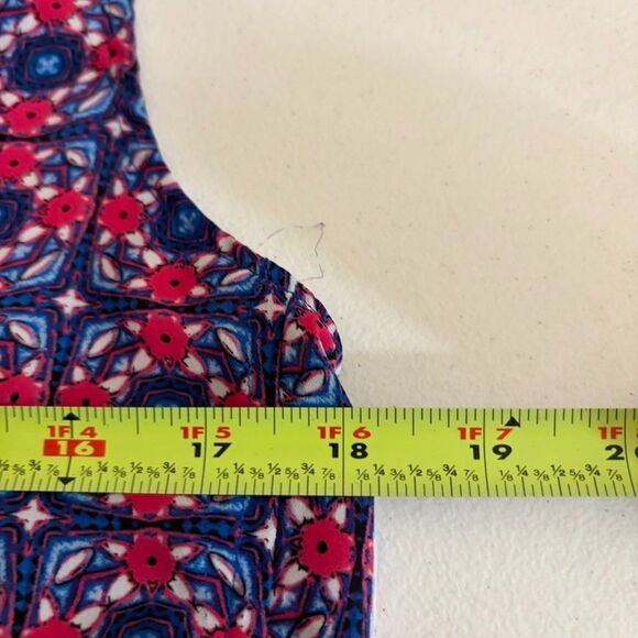 Violet + Claire Tank Top Women's Small V-Neck Sleeveless Printed Colorful Shirt - Picture 8 of 8